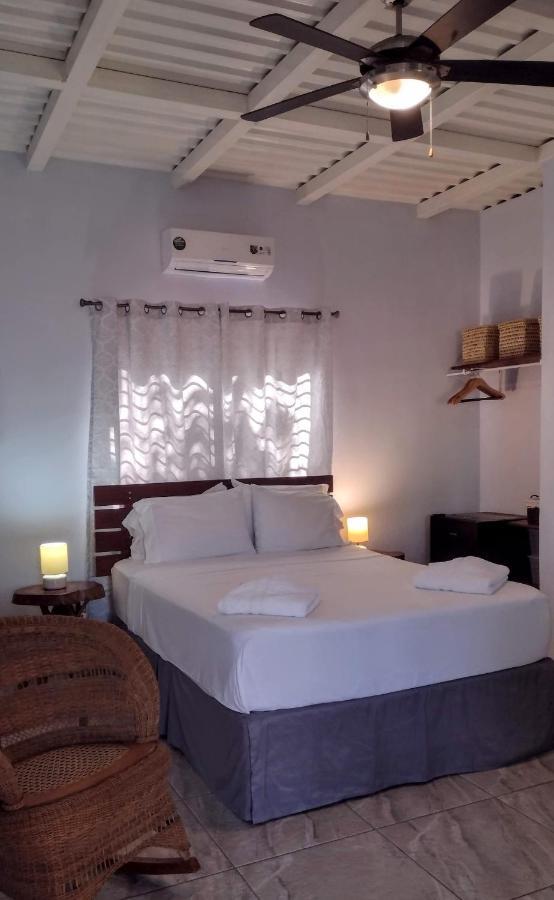 Casa Todo Bueno Bed & Breakfast Transito Exterior photo